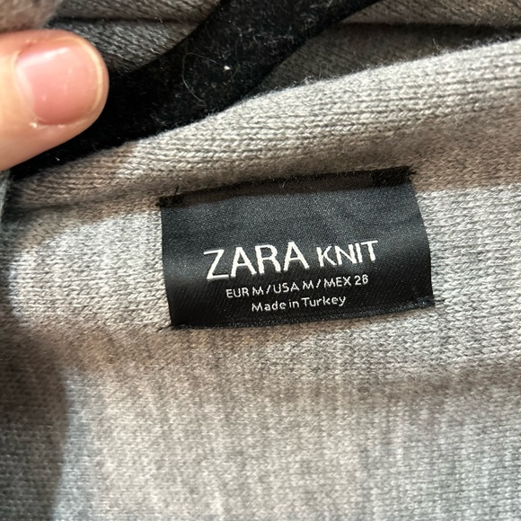 ZARA Cardigan - Picture 2 of 4